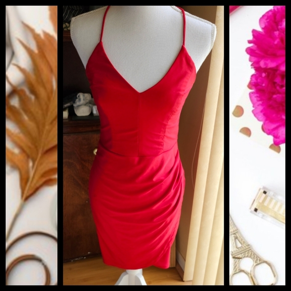 B. Darling Red V-neck Mini Side Ruched Cocktail Dress Size 11/12• - Picture 2 of 7